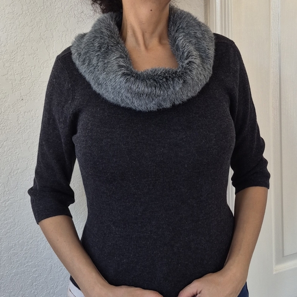 Vtg. Kathy Ireland Wool Blend Faux Shawl collar  Sweater - Picture 16 of 16